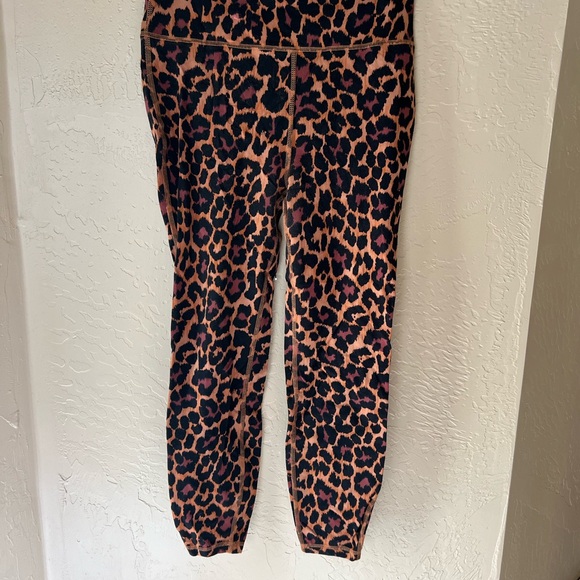 J.Crew Leopard Print Weekend High Waist Slim Fit 7/8  Leggings Large - Picture 2 of 4
